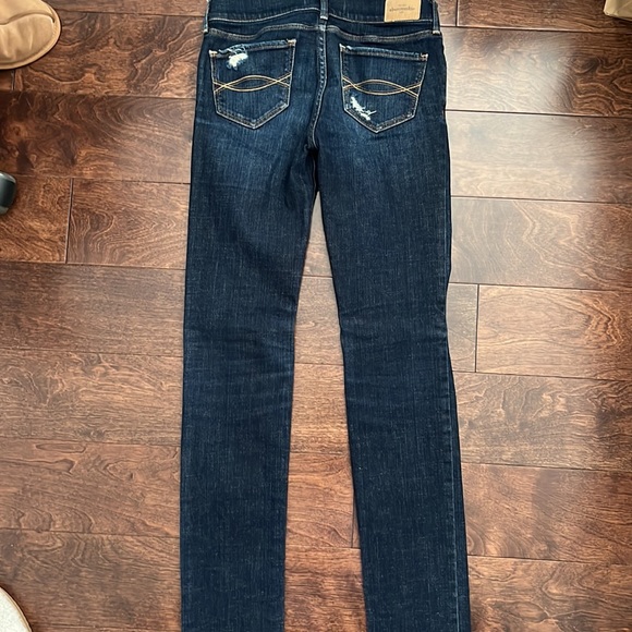 Abercrombie Kids skinny jeans. Dark blue. Size 16 slim - Picture 2 of 4